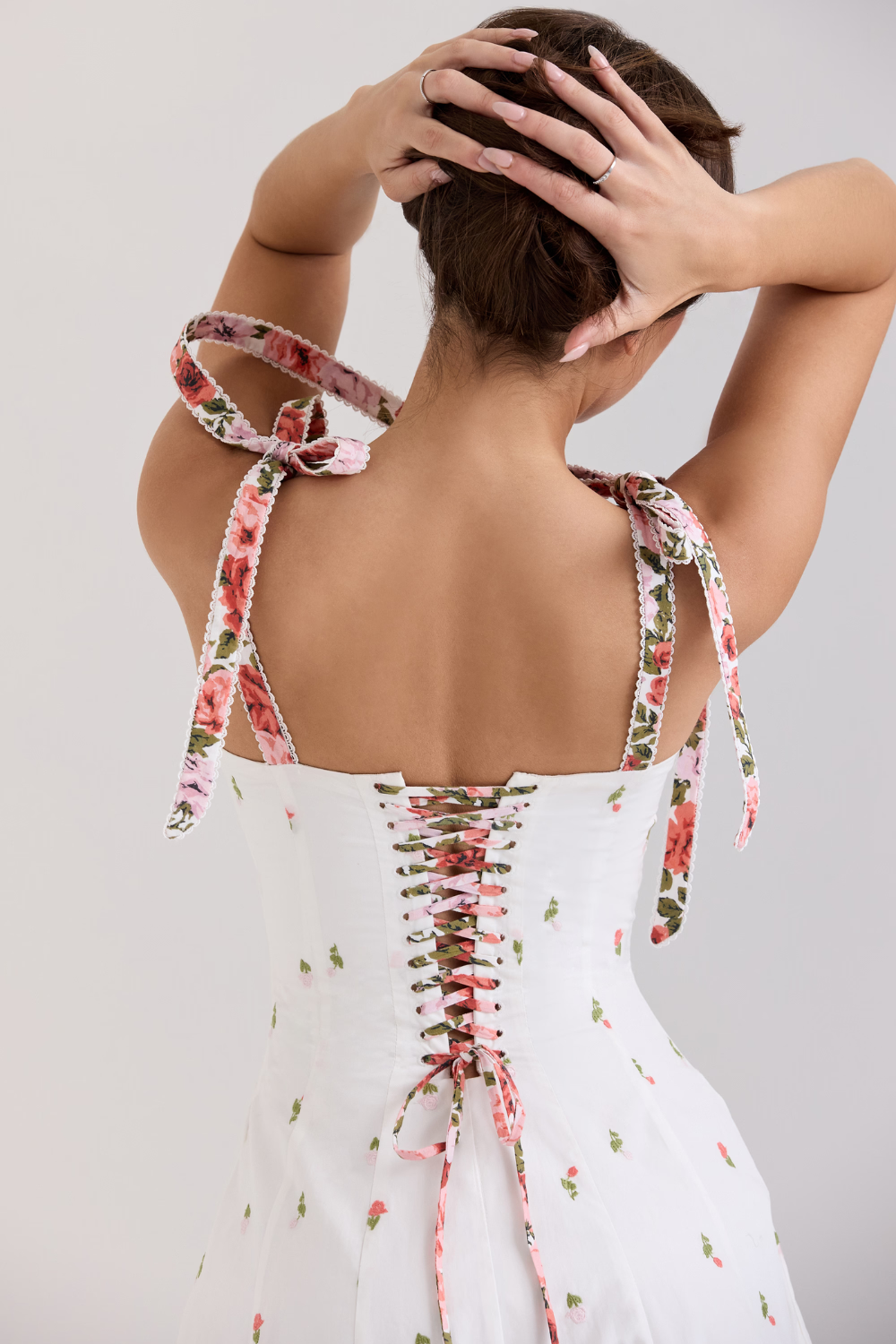 Formendes Kleid Isabella