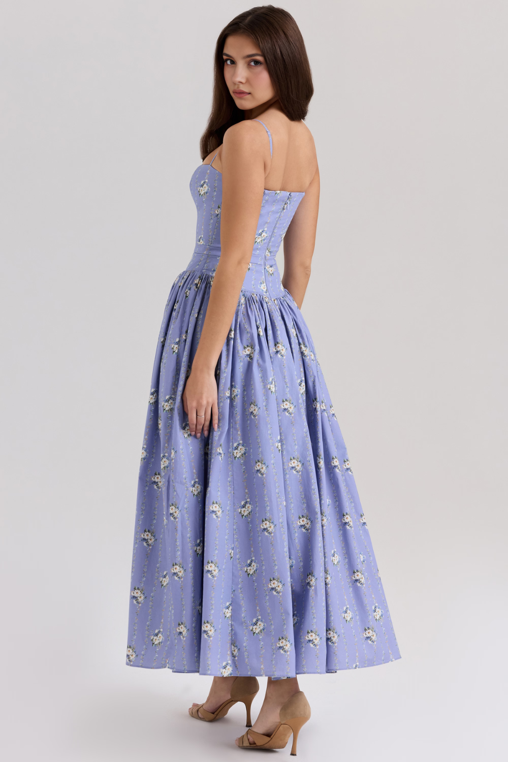 Formendes Kleid Stella