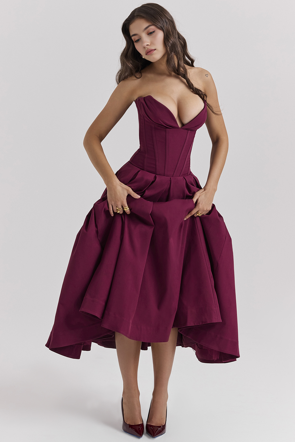 Formendes Kleid Taylor